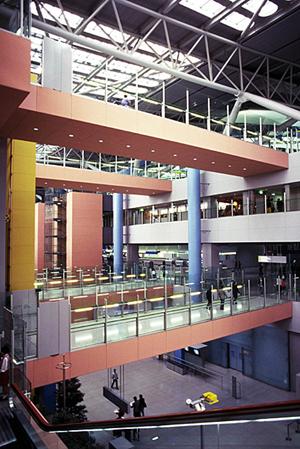 来店予約もできるのでとても便利です